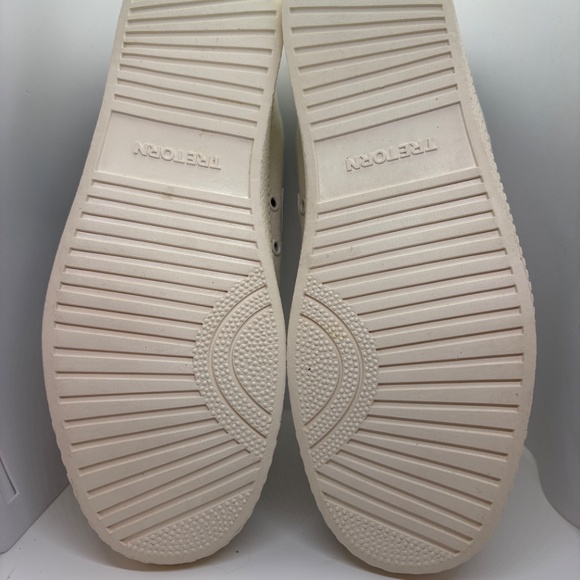 Tretorn Shoes in excellent condition - Picture 6 of 6